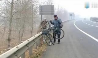 赵本山卖自行车